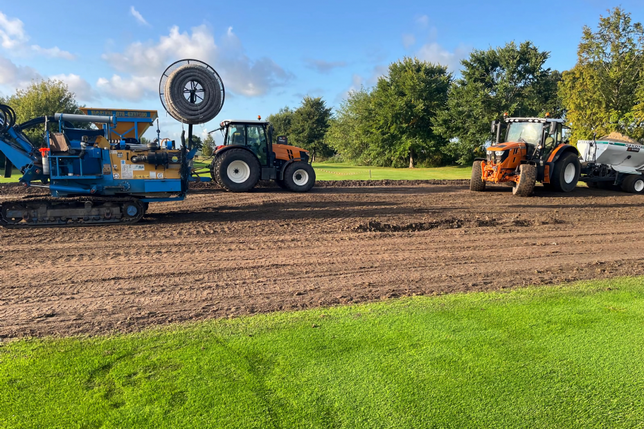 Aanleg drainage Old Course Loenen